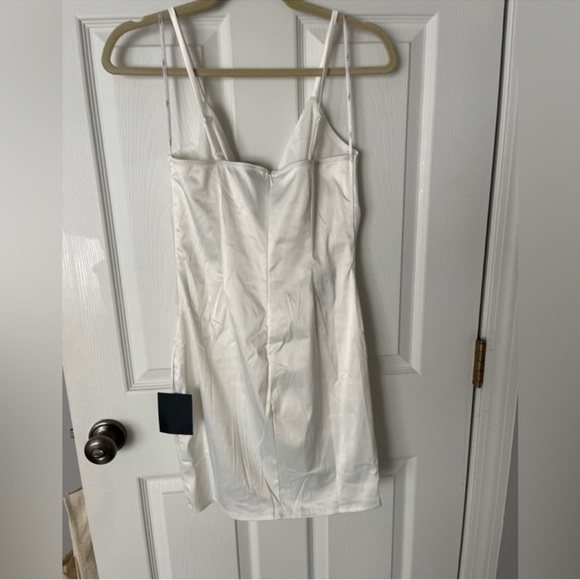 Lulu’s White Dress - Picture 4 of 6